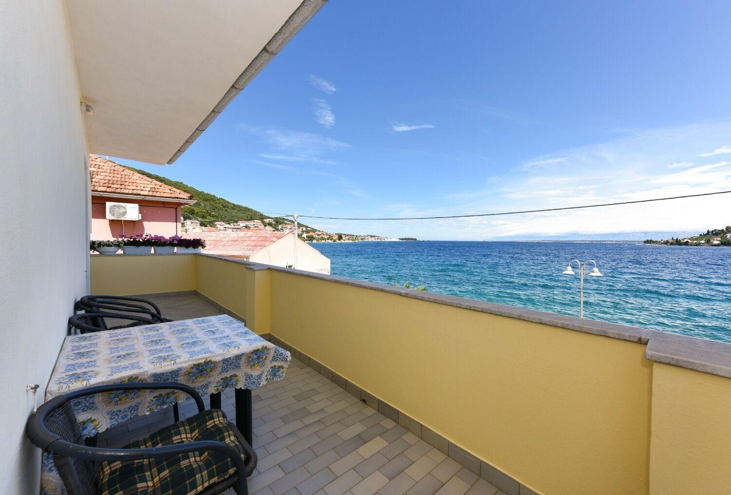 Apartments Kolt - 15M From Sea Kali Bagian luar foto