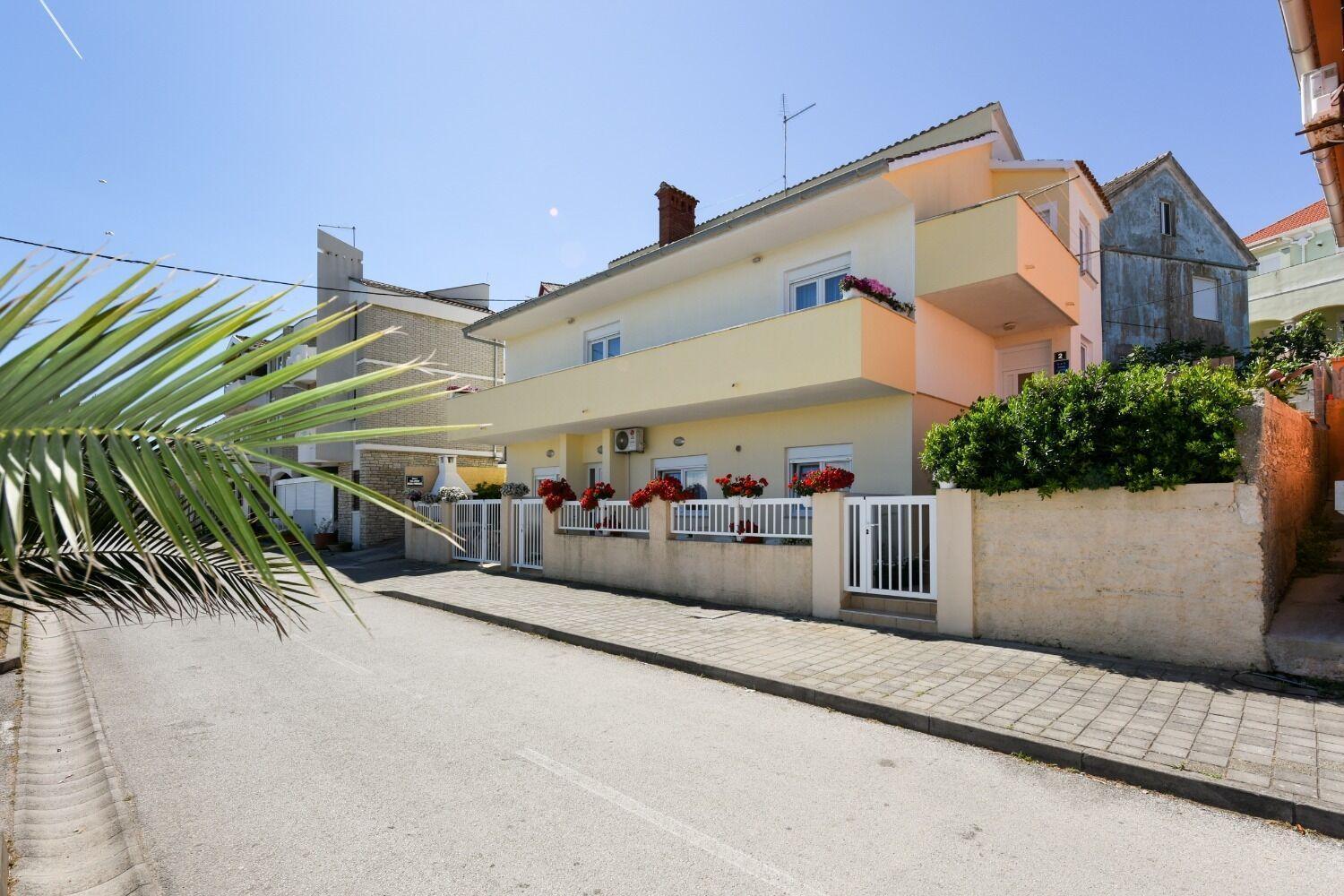 Apartments Kolt - 15M From Sea Kali Bagian luar foto