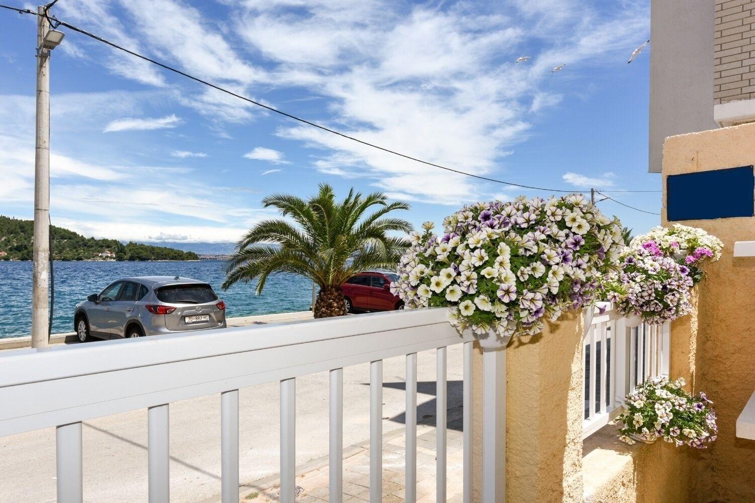 Apartments Kolt - 15M From Sea Kali Bagian luar foto